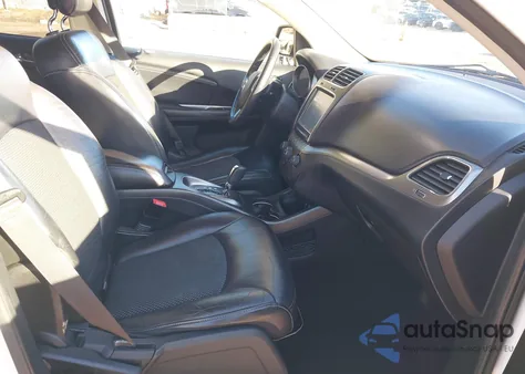 2016 Dodge Journey Crossroad Plus z USA, uszkodzony, nr VIN 3C4PDDGGXGT150840